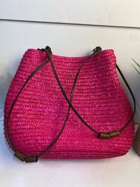 Vintage Etienne Aigner Fuchsia Hot Pink 100% Straw Boho Chic Shoulder Bag Purse